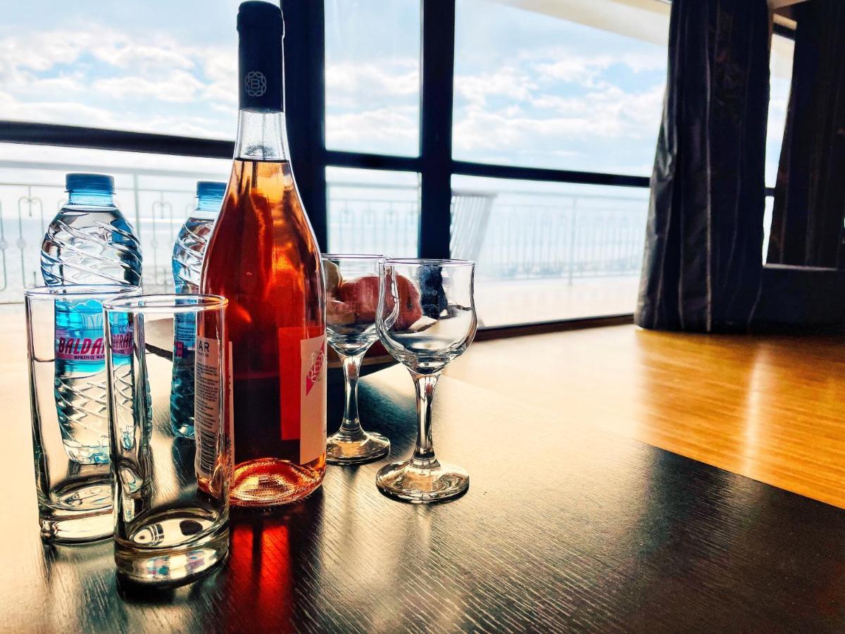 At The American'S Hotel Pomorie Buitenkant foto