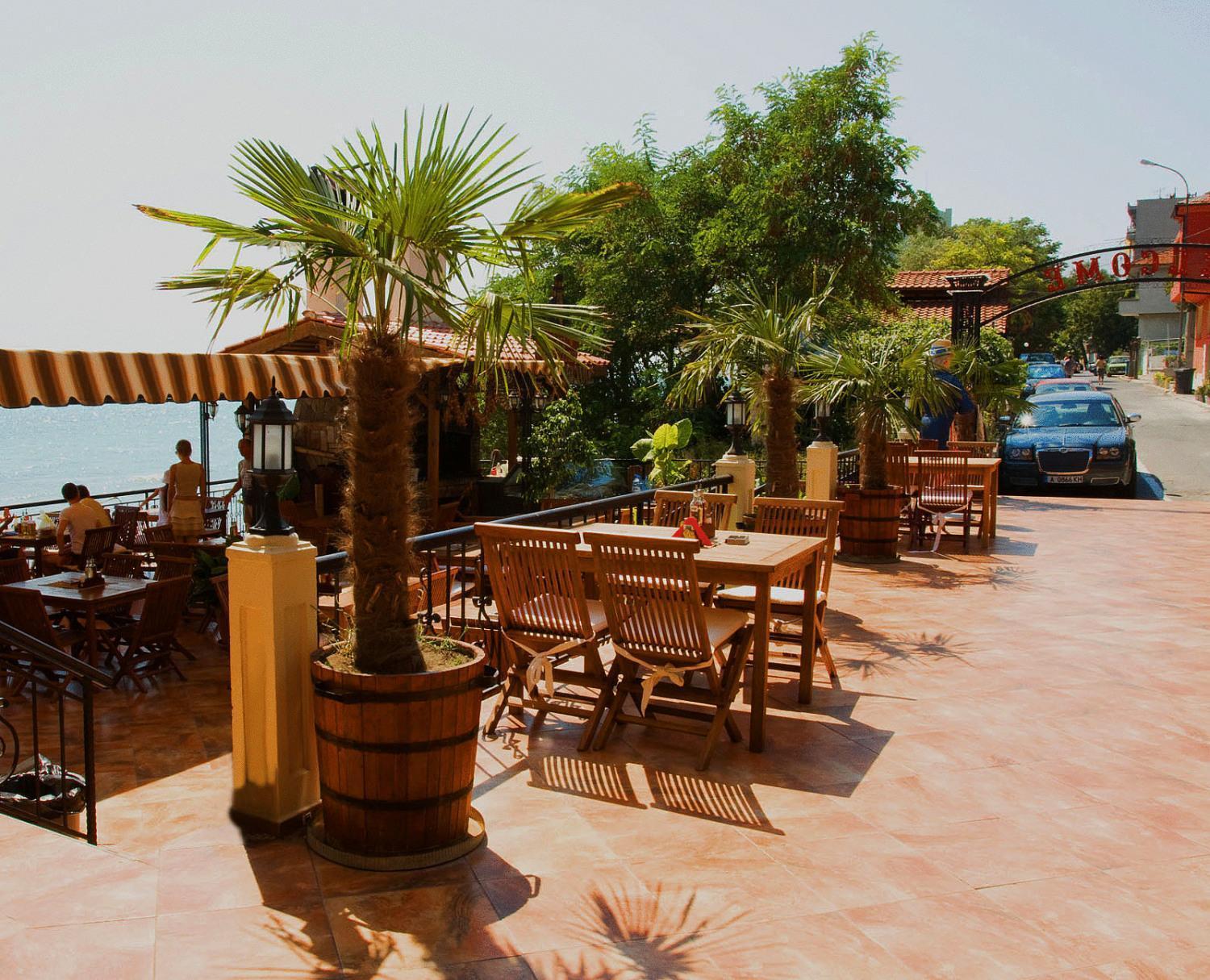 At The American'S Hotel Pomorie Buitenkant foto